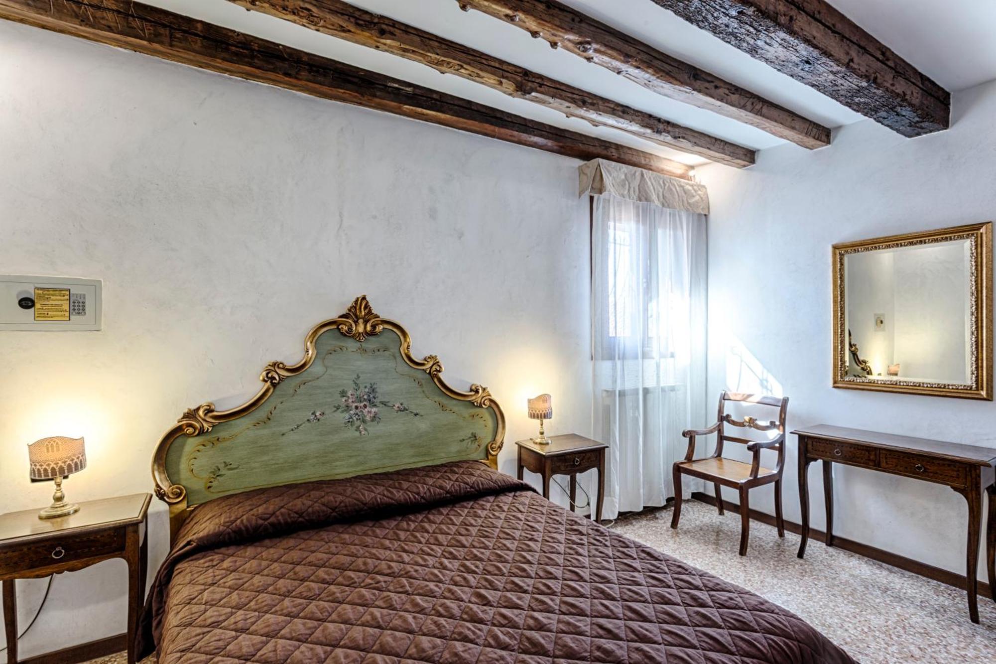 Hotel Guerrato Венеция Стая снимка